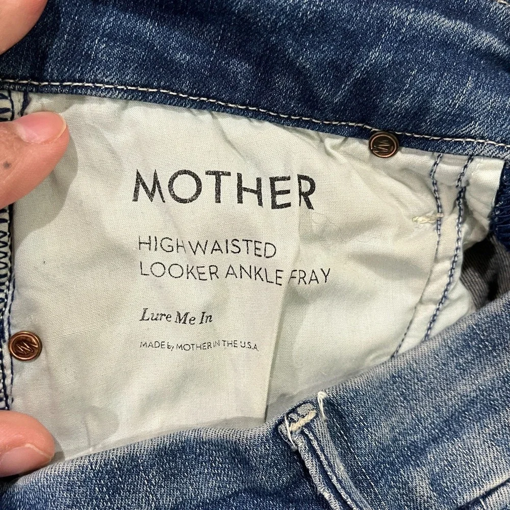 MOTHER High Waisted The Looker Ankle Fray Jeans 26 Blue Denim Frayed Hem Western